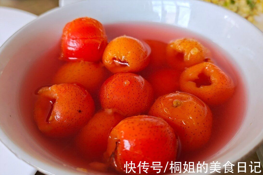 山楂上市季，教你自制山楂罐头，没有添加剂，酸甜可口孩子爱吃