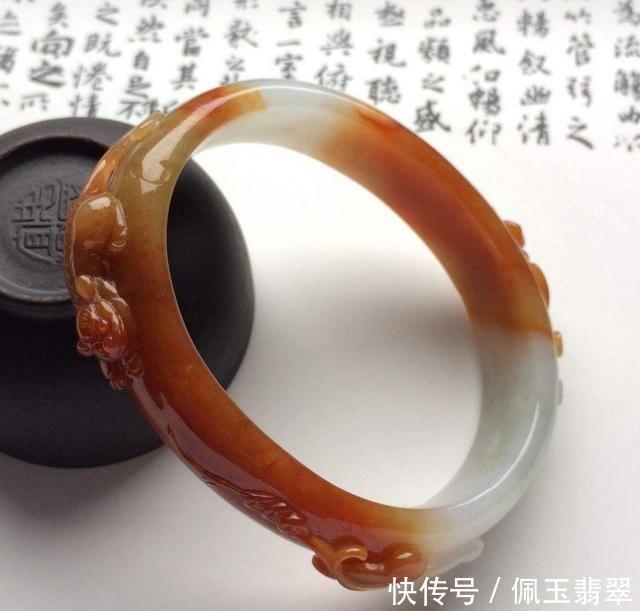 蓝水翡翠|怎么挑选翡翠,绿、紫、黄、红,不同颜色的翡翠怎么挑?