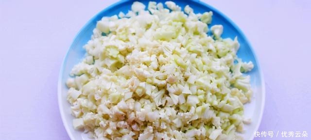 欧阳娜娜同款无米蛋炒饭,健康低脂,减肥解馋两不误