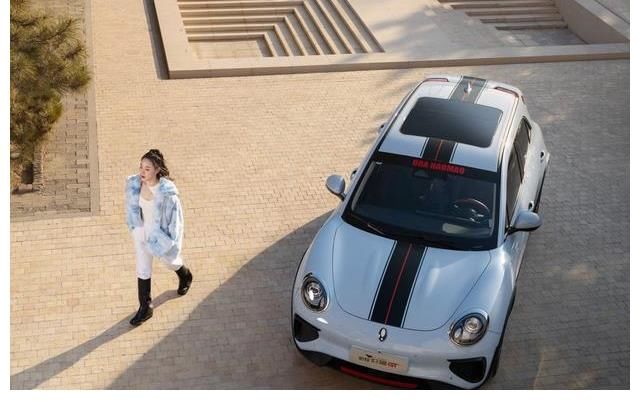 歐拉好貓：“她”的力量，值得被看到