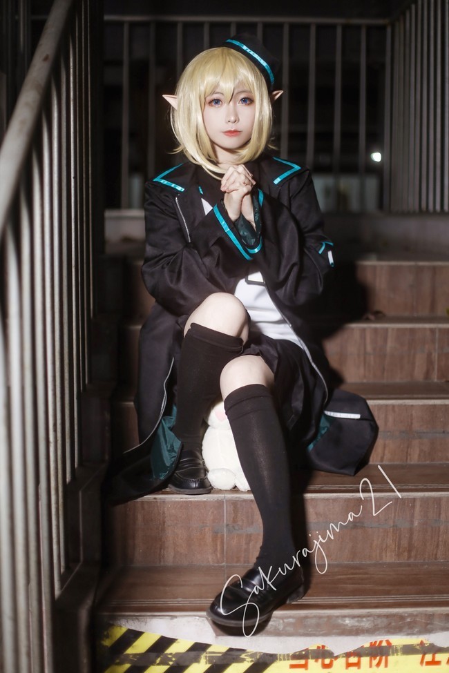 方舟|cos:明日方舟杜林,有一对非常可爱兽耳