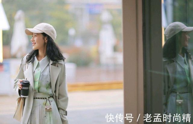 气质感|风衣又开始“流行”了,这几个搭配思路,让你时尚度更上一层楼