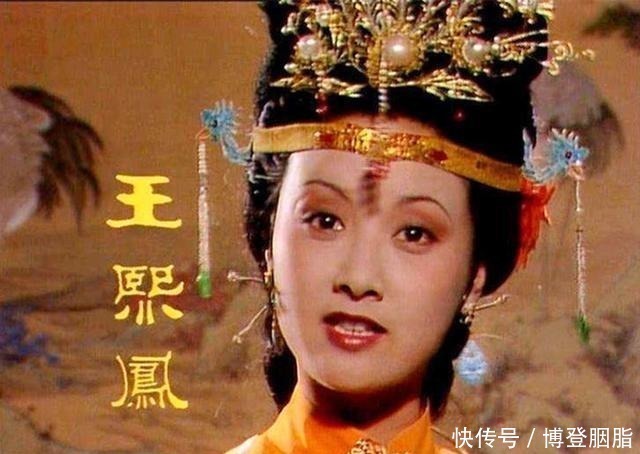 凤姐|红楼梦：书中的她俗不可耐，却活成了让大家羡慕的模样