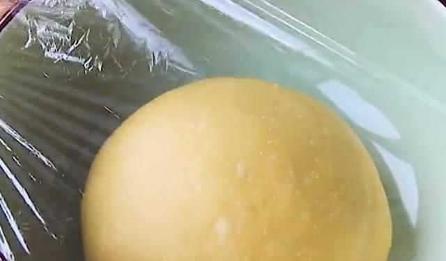 5个鸡蛋加1碗面粉,不用蒸不用烙,简单一做,出锅小孩儿馋哭了