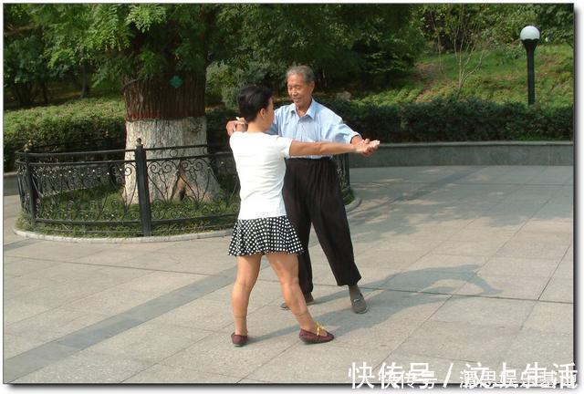 运动|医生告诫:进入老年后,4种运动已经不适合做了,不要逞强