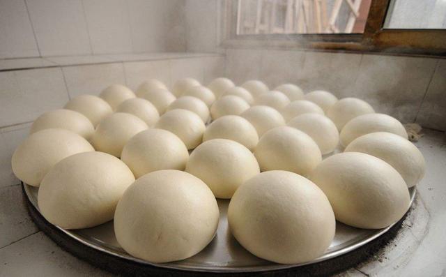 米饭|吃了易发胖的主食,米饭并非榜首,若你爱吃,体重或许“蹭蹭涨”