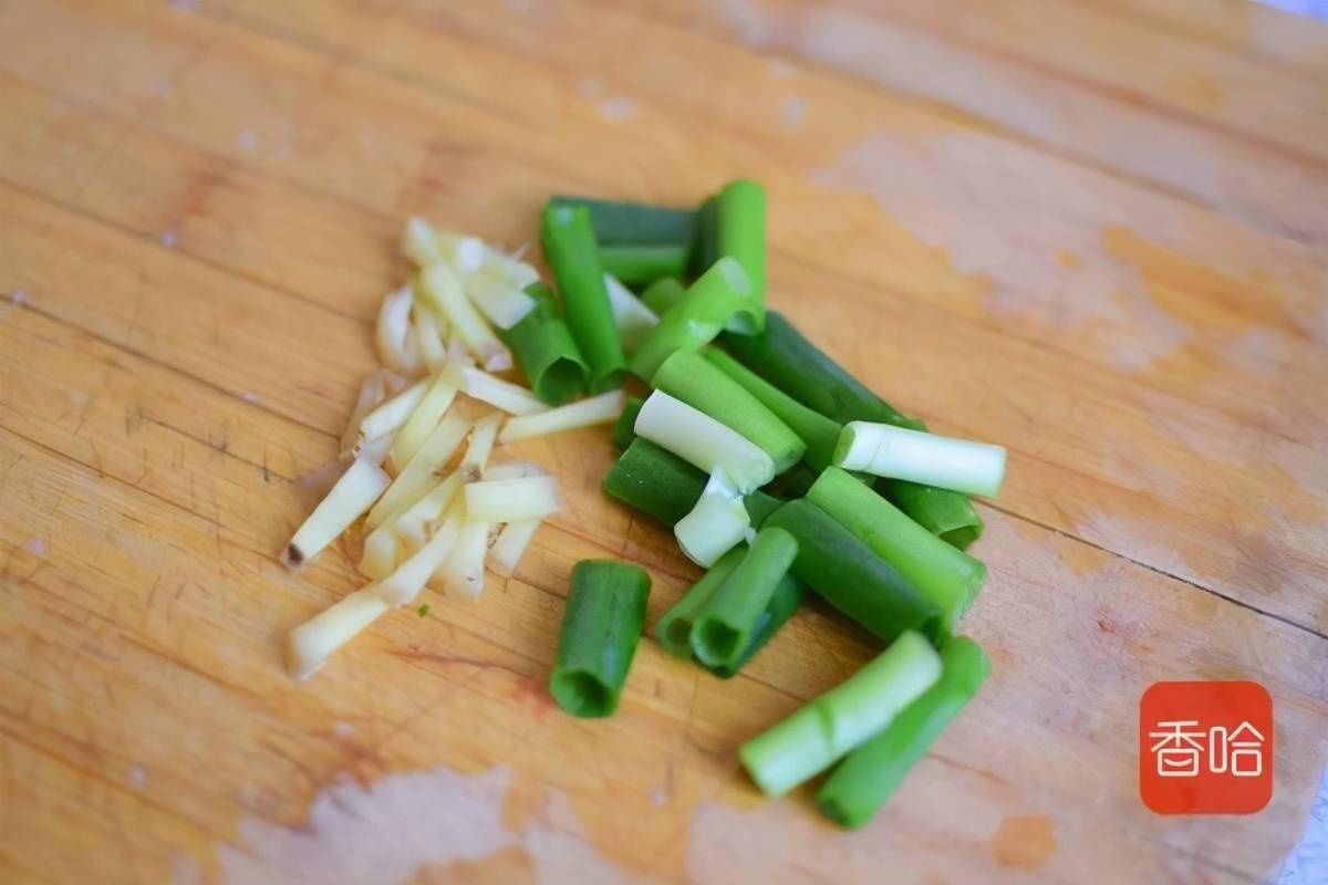 这菜卵磷脂是鸡蛋的6倍，益智健脑又开胃，连吃半个月都不腻