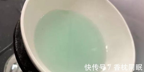 碱性|遍寻不到“酸性土”的情况下，该怎么让养花土从碱性变酸性？