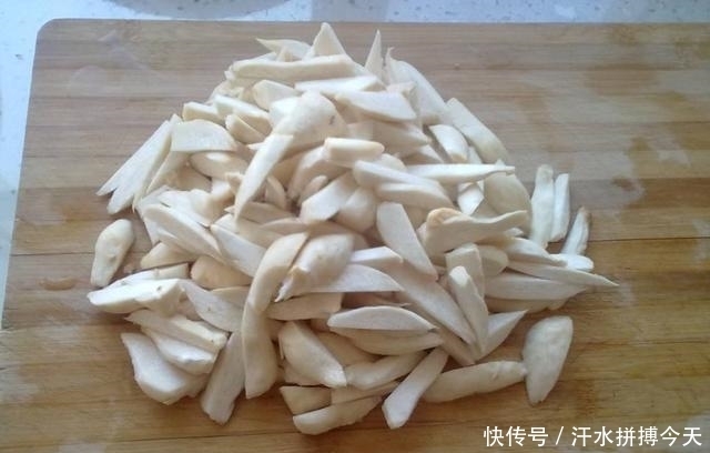 不停|老婆做的这个夫妻肺片没有肉,4样素菜组一盘,尝一口就吃不停筷