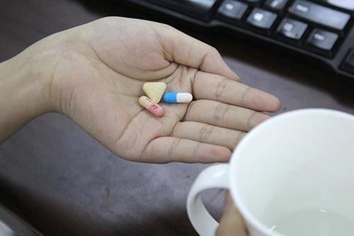 药都|甲钴胺长期吃,有什么好处?有没有副作用?医生给出了分析