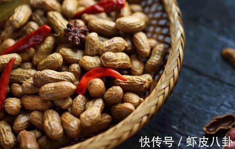 入味|水煮花生，下锅前多做一步，花生更入味吃着香，不输大排档的味道
