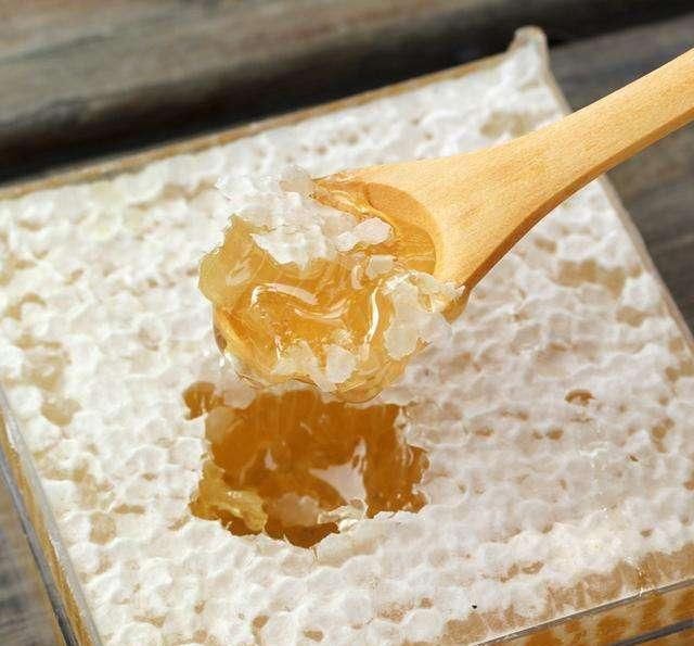腹部|女人腹部赘肉多，穿衣服难看8样刮油低脂食物，抚平你的小肚腩
