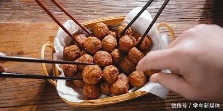 炸萝卜丸子，加面粉还是淀粉大厨都不对，加这2样，酥脆可口！