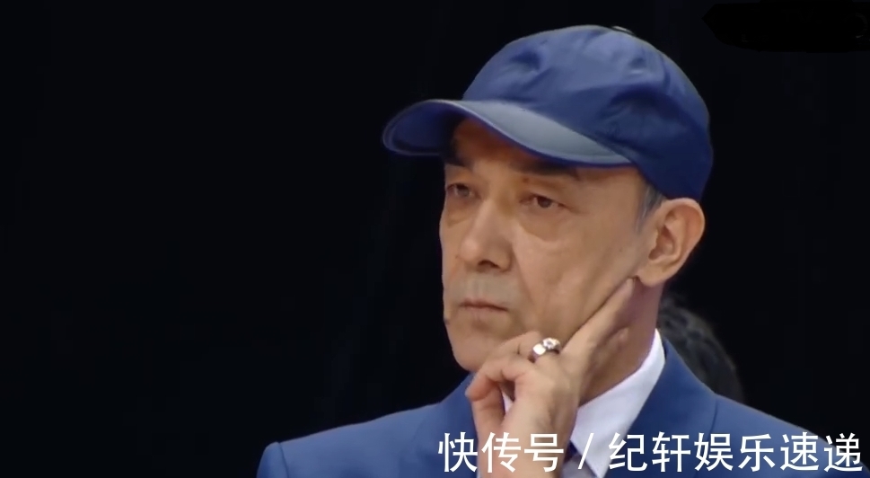 球员|CBA又见奇怪的一幕!阿的江也学郭士强,球员6犯下场不换人