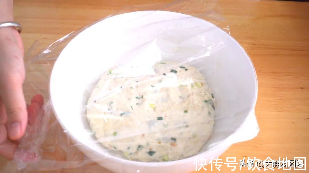 葱油饼这样做才香!这个方子值得收藏,厨艺不好也能成功