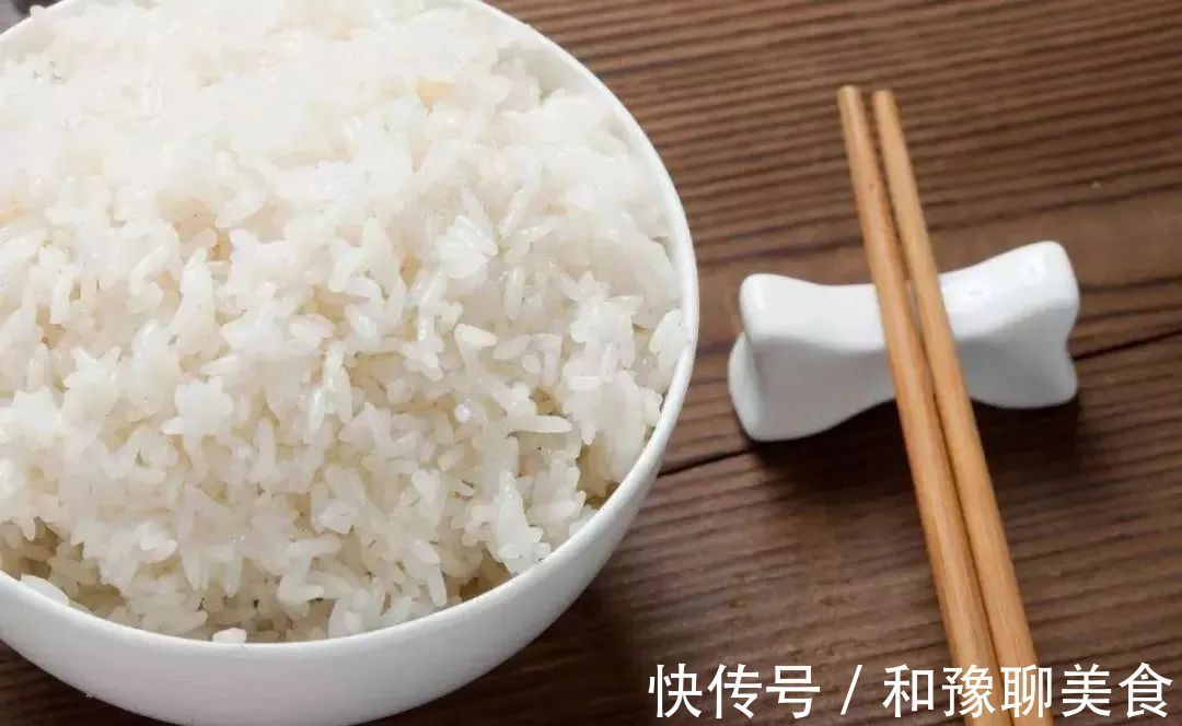 豌豆|米饭新做法,营养是粥的10倍,比牛奶还补钙,宝宝爱吃一粒都不剩