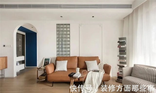 收纳|114m2简约温馨三居,白色+克莱因蓝的搭配,明净又高级!