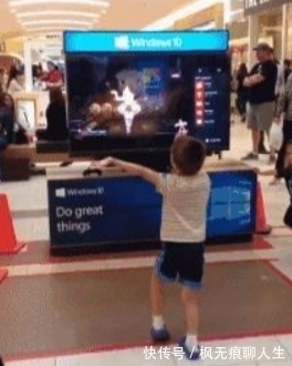 |搞笑笑话:哥们,看你摩托车坐垫就知道你还单身