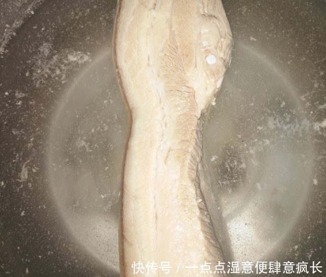 梅菜扣肉,香而不腻,解馋下饭