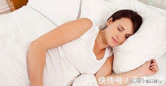 怀孕|怀孕后,孕妇最好不要用这2种睡姿,对自己和胎儿都不好,别大意