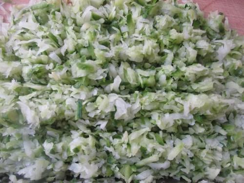 饺子|老妈包了40年饺子,饺子这样调馅超好吃,就爱这个味,三天两头吃