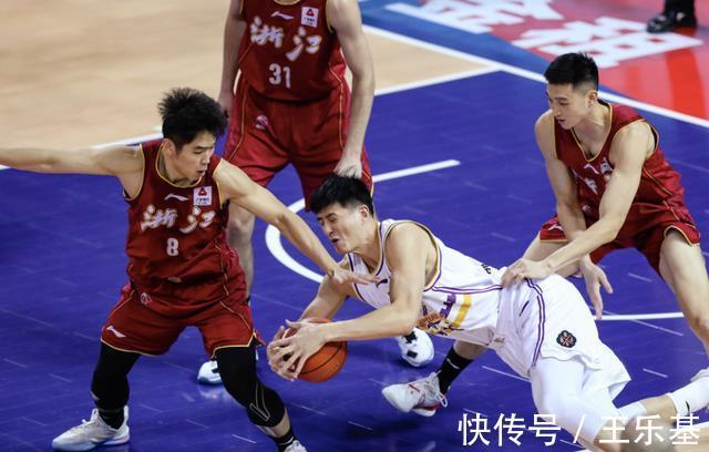 北控|浙江终结北控两连胜!吴前6记三分32+8 连续两场30+赛季首现