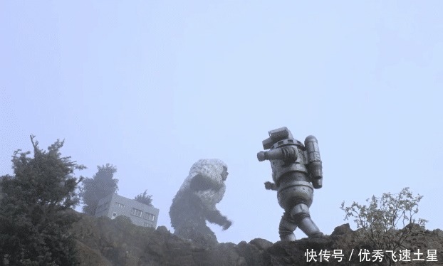 怪兽|奥特英雄传泽塔来袭,有谁注意到艾斯的腰怕是皮套里面的是二叔!