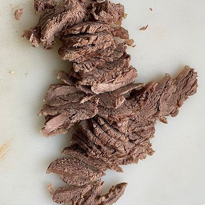 凉拌牛肉