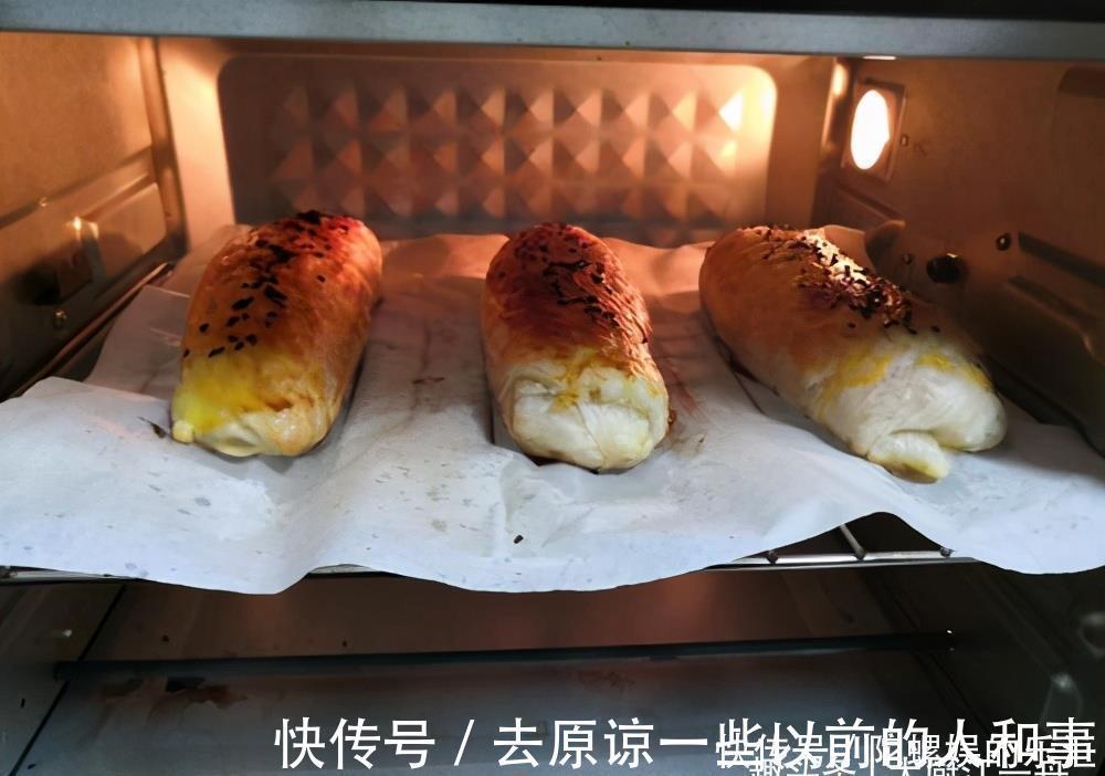 手抓饼|天冷后要多吃红薯,教你新吃法,不煮不油炸,香甜软糯又好吃