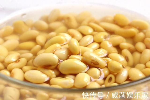 黄豆可以这么吃，口感软绵，酸甜开胃，孩子和女人最喜欢