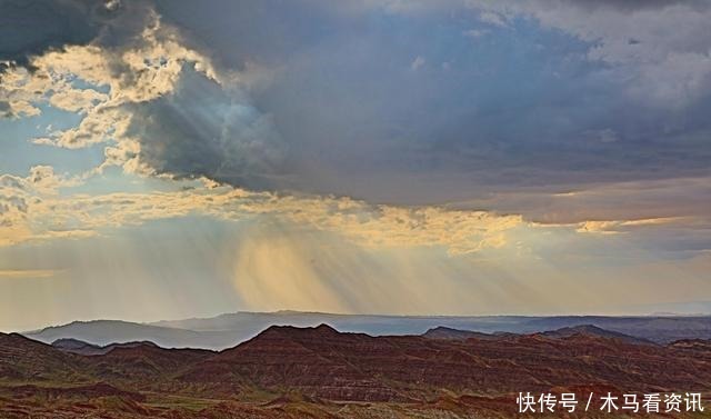 张掖甘州彩虹映照大峡谷