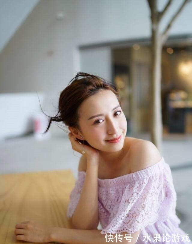 姚子羚|姐妹情不變！TVB當(dāng)紅小花龔嘉欣、姚子羚節(jié)目中合體，齊齊變村姑