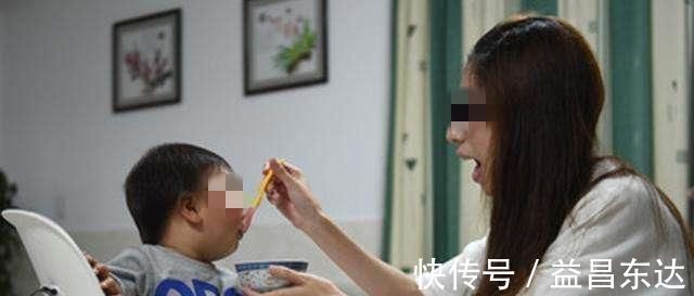 拔掉|6岁男孩长出“双排牙”,要一颗颗拔掉,妈妈自责不已,都怪我