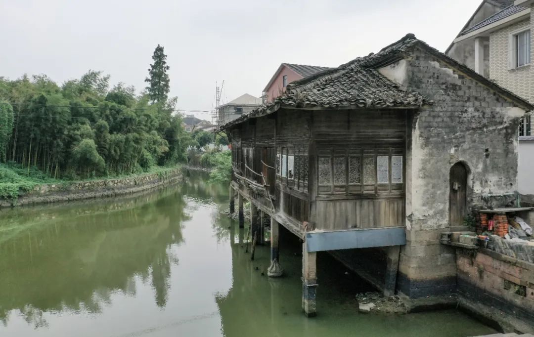 俞阿顺|余杭这座水阁楼，已成此地唯一！花窗惊艳！