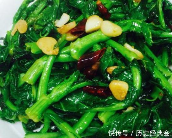 含有大量|炒青菜,别直接下锅炒教你这2招,无论炒啥菜都好吃,鲜嫩翠绿