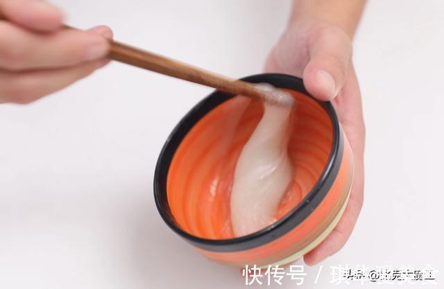 洗衣液|洗衣液里倒点鸡蛋清，真太实用了，解决家里不少烦恼事，回家试试