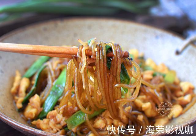 绿豆芽|下饭菜中的扛把子，大鱼大肉都靠边站，每次都抱怨米饭做少了