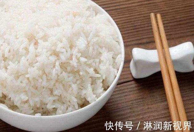 蒸米饭，外行只会加水！多加2样，蒸得更快，香软可口，粒粒分明