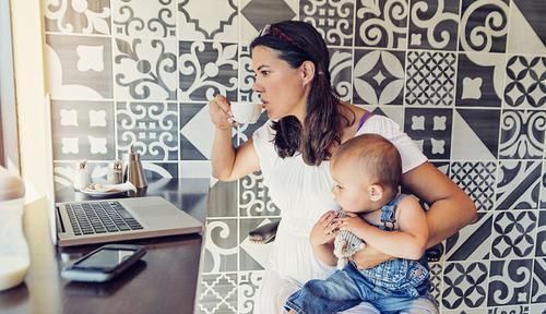 神经系统|两个月宝宝就能交流?连医生都被萌化了,别忽略娃的感知能力