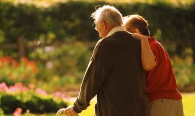 孝顺父母|孩子再多，等你老了，最孝顺的还是这一个，多数家长都疼错人