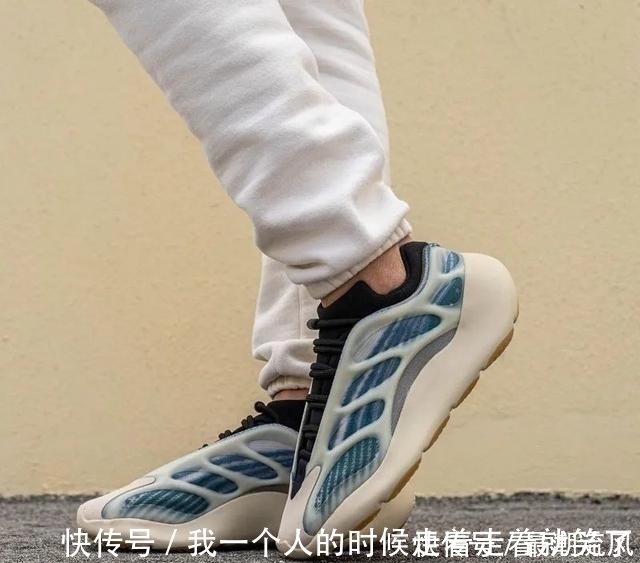 椰子鞋 侃爷成美国历史上最富有黑人,联名的Yeezy你觉得算不算贵?