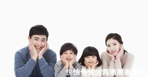 疏忽大意|二胎家庭很快会面临的4个问题,父母别不以为意,第4个很扎心