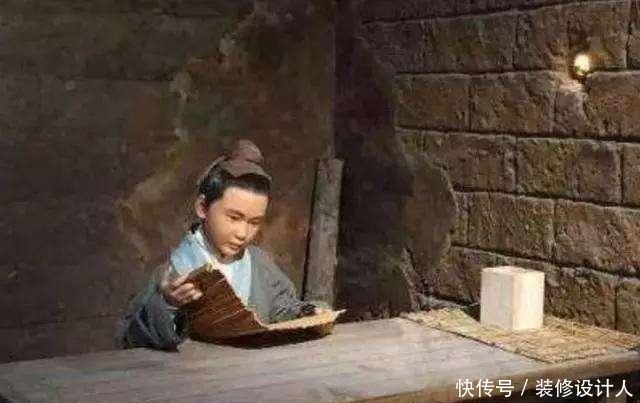 甲科者@“凿壁偷光”的故事流传千古,还写进了课本,为何书中没有写结局!