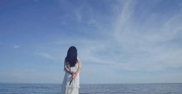 岁月神偷#三毛最干净的6句话,藏着一个人最好的生活观