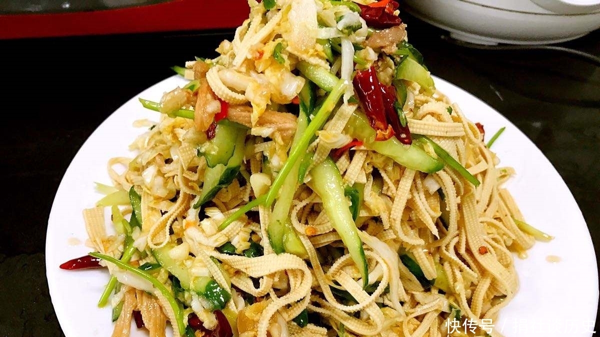 凉菜大师密不外传的万能凉拌菜配方,4种调料是关键,值得收藏