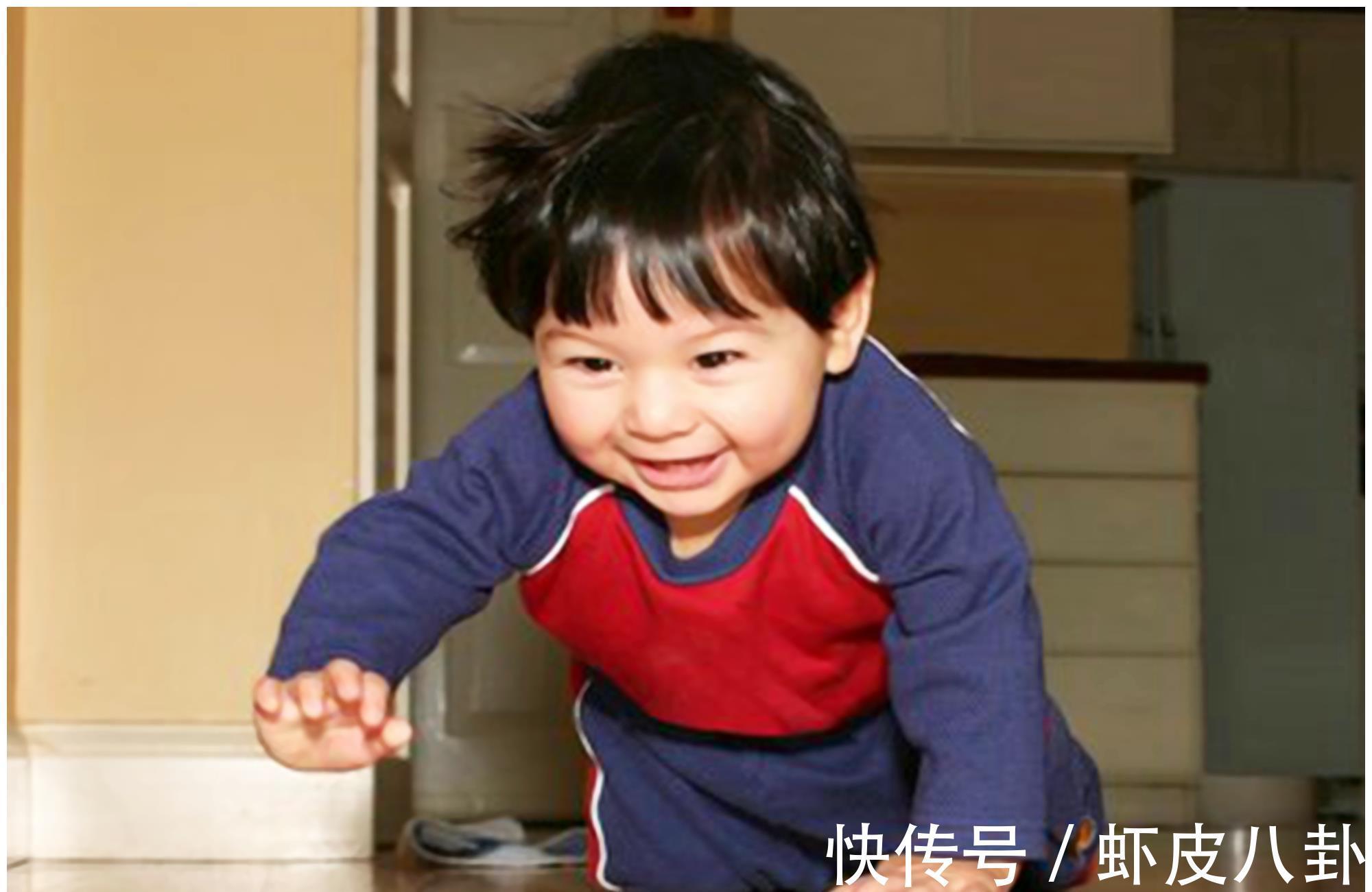 站立|宝宝什么时候开始学走路?时间范围搞清楚,过早过晚都不好