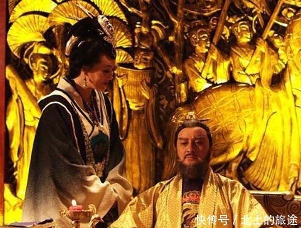 婴儿因太丑被生母嫌弃,尼姑见状大喜:我来养!最终造就千古一帝