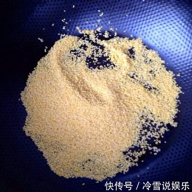 功效|难怪自己煮的小米粥不好喝，加它一起煮，好吃到爆，健康又养胃！