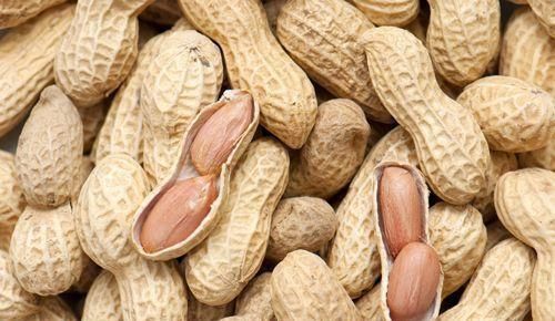 “生吃花生”的危害为什么那么大？很多人不知道，还以为是补品！