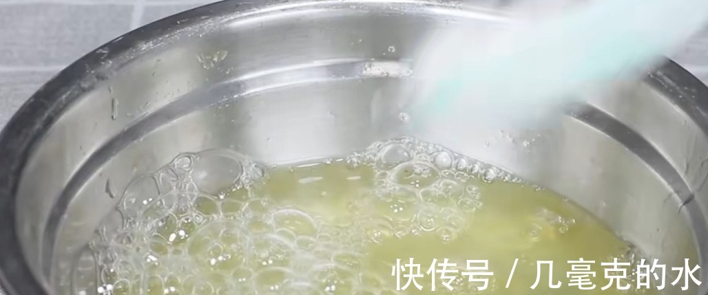 清洗干净|鸡蛋这样做太香了,不煮也不炒,上桌比肉还受欢迎,开胃又解馋!